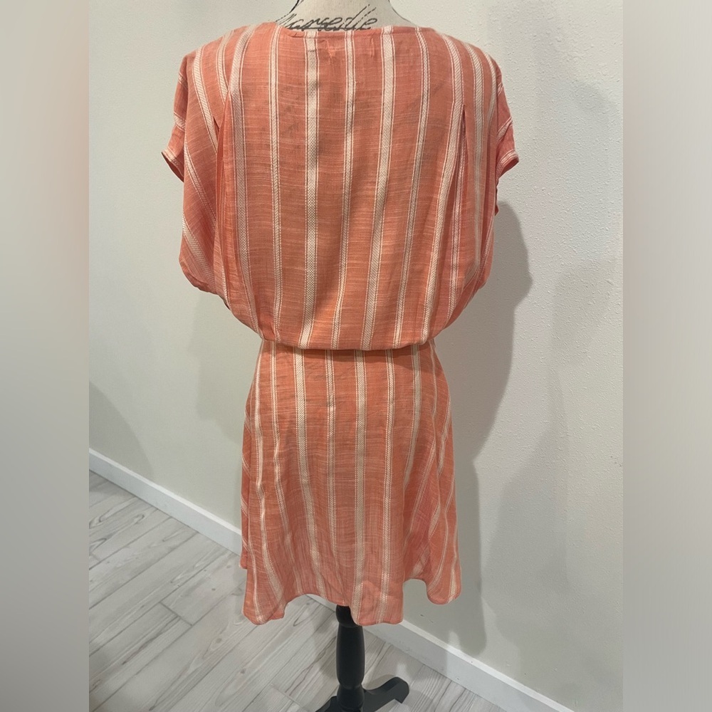 L*Space Sunshine Feels Dress in Poolside Stripe Clay Asymmetrical Sundress EUC - Picture 4 of 7